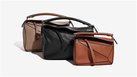 loewe puzzle bag size guide